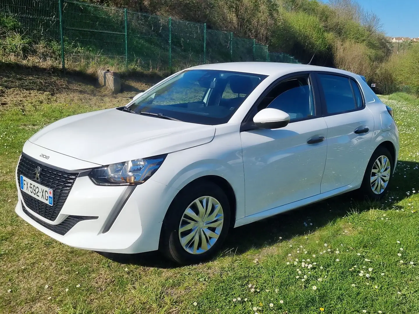 Peugeot  208 1.5 BlueHDi 100 Premium Pack